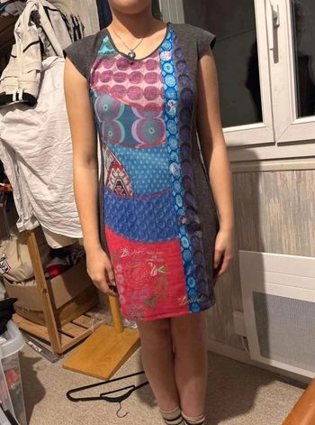 Robe  desigual taille  40