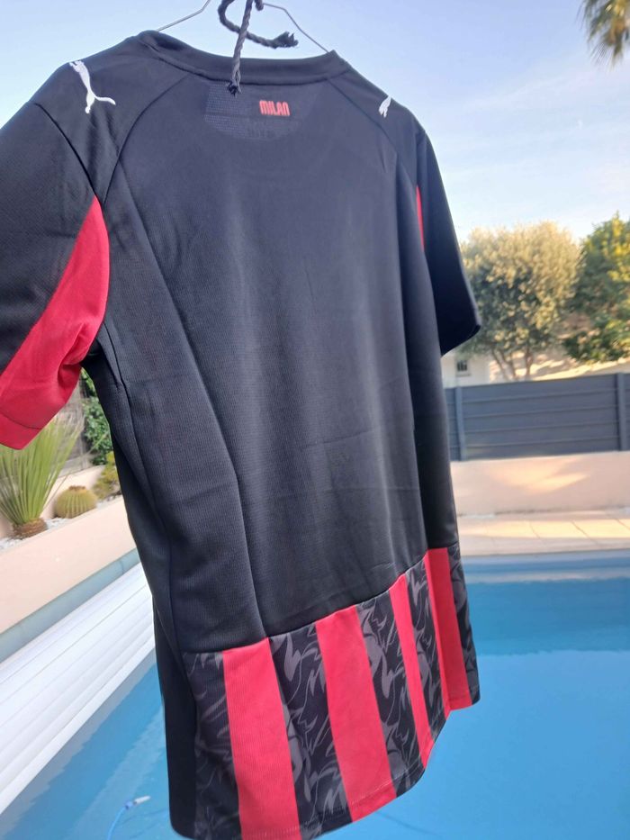 Maillot AC Milan 2025-2026 taille M Domicile Neuf – Collection PUMA - photo numéro 4