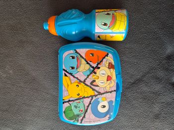boite + gourde Pokémon