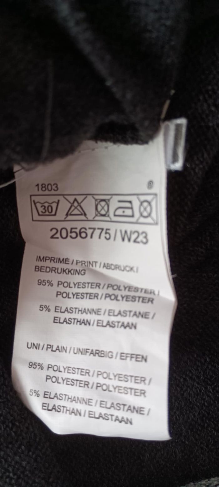 Pull col rond manches 3/4 Taille 3 - photo numéro 9