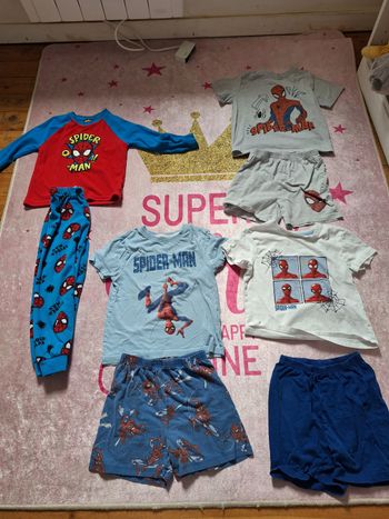 Lot pyjashorts spiderman
