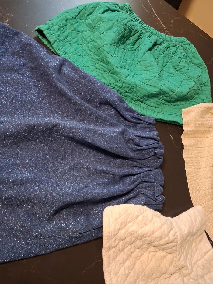 Lot jupes - photo numéro 2