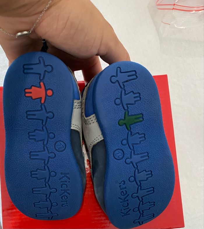 Chaussures kickers pointure 22 - photo numéro 6