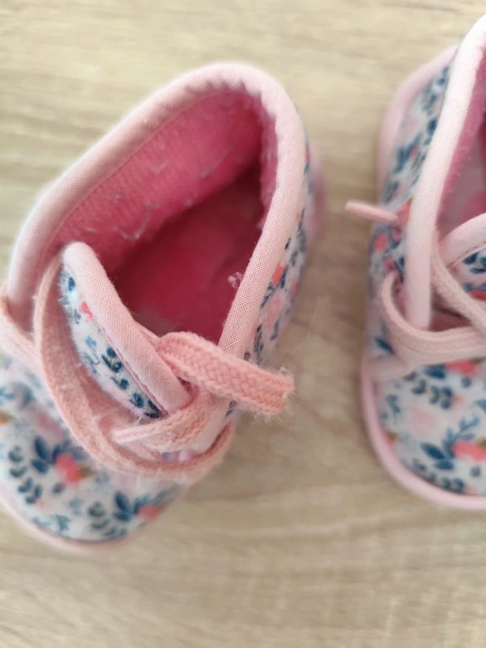 Chaussons motif fleur - photo numéro 5