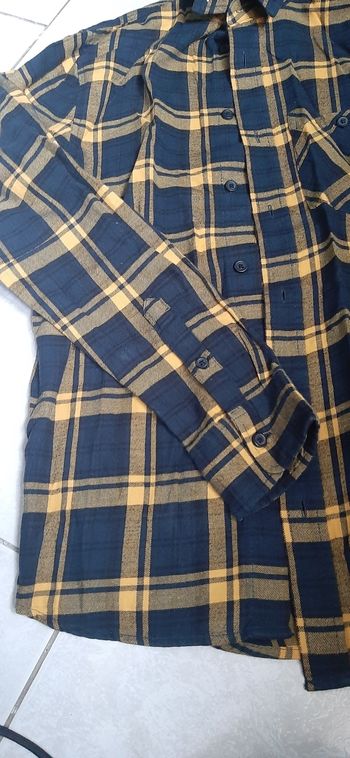 Chemise bleu marine jaune