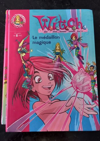 Lot de 4 livres Witch
