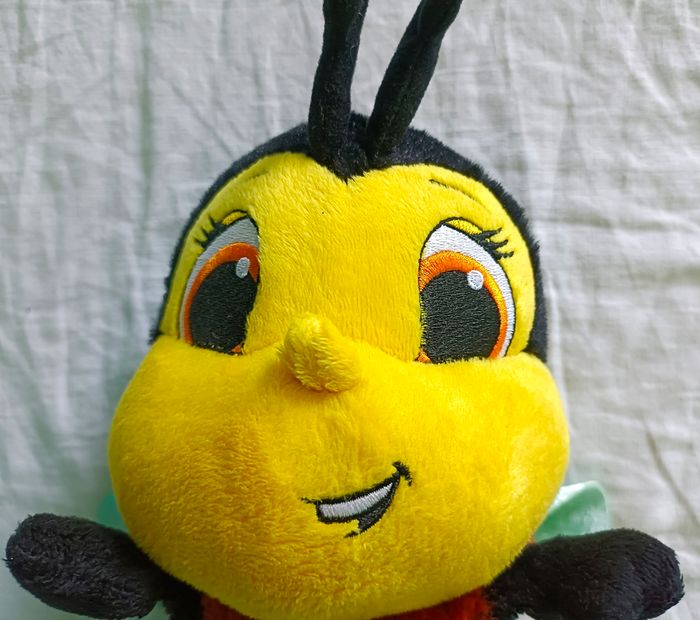 Peluche abeille 🐝 Unbeelievables - photo numéro 3