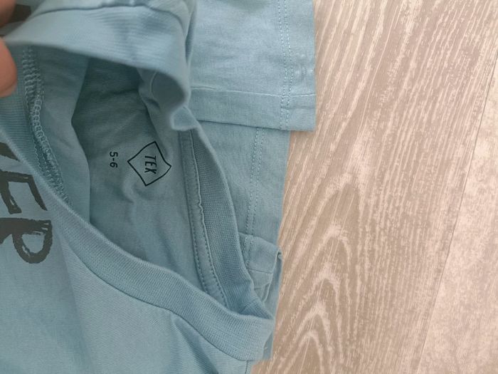 Lot de 2 hauts 5-6 ans - photo numéro 3
