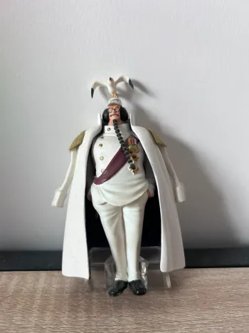 Figurine OP - Amiral en Chef Sengoku