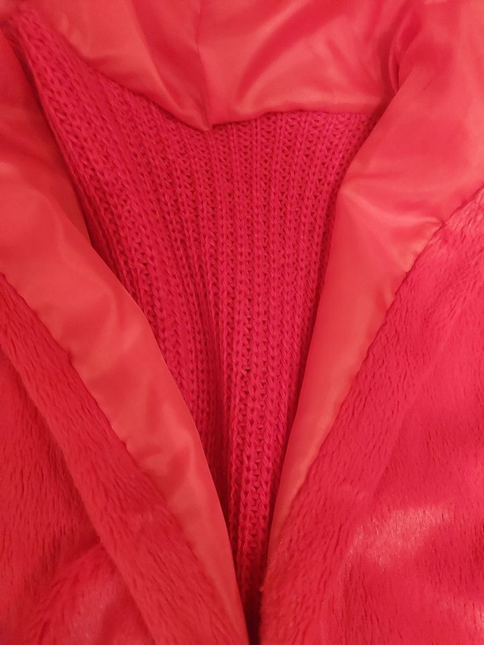 Gilet sans manches rouge - photo numéro 4