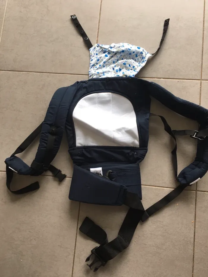 Porte bébé cangoo de 3 mois a 3 ans neuf Babygo - photo numéro 9