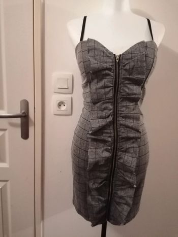 Magnifique robe neuve