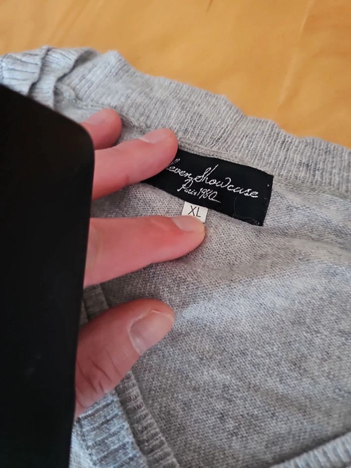 🔥Top qualité🔥Pull ElevenParis Col V T.XL💫👕 - photo numéro 3
