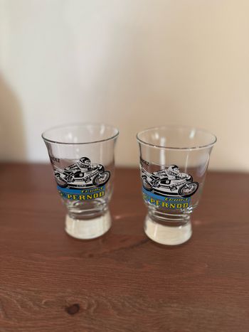 Verre Pernod - P . Fernandez