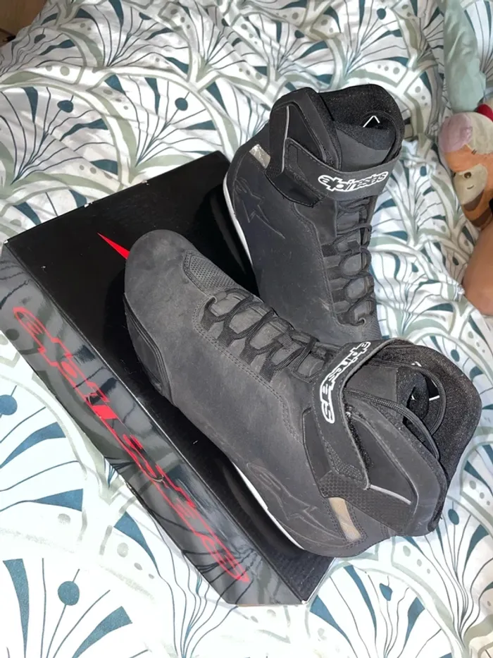 Chaussures de moto