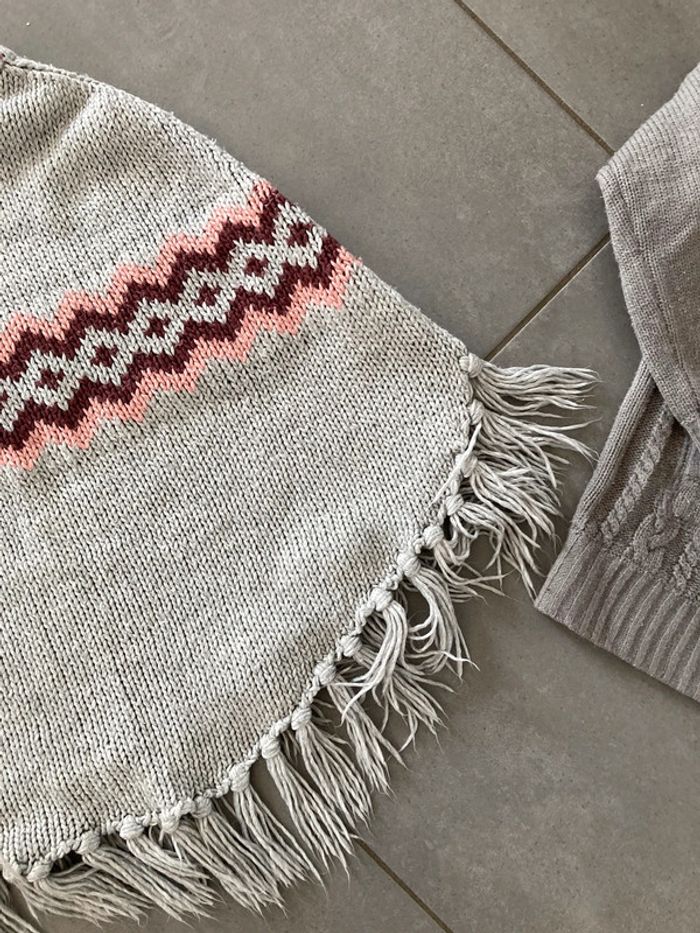 Lot ensemble pull poncho vêtement fille kaporal 8 ans - photo numéro 2