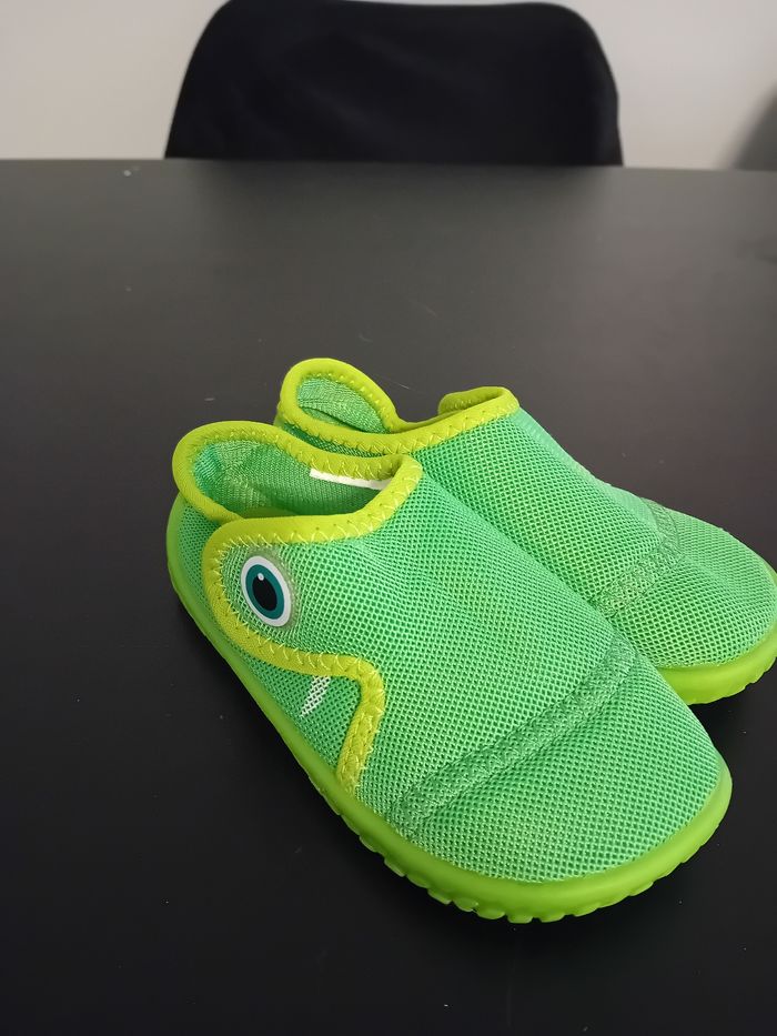 Chaussures de plage 24-25 - photo numéro 2