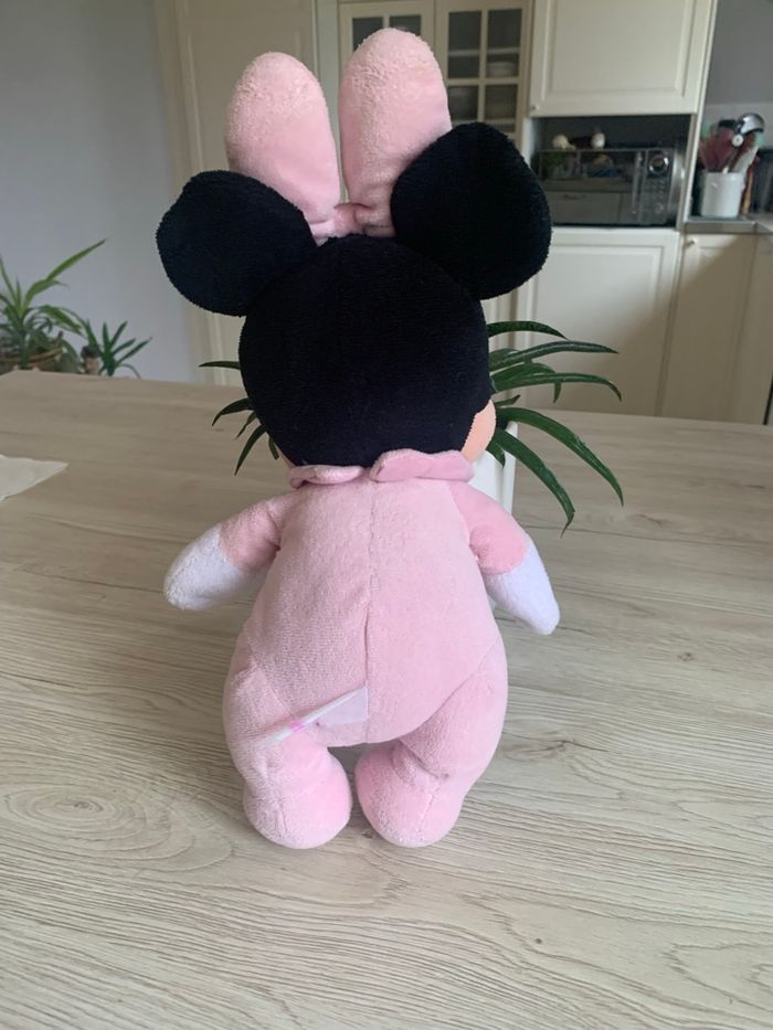 Peluche Minnie Disney bébé rose de 30 cm - photo numéro 2