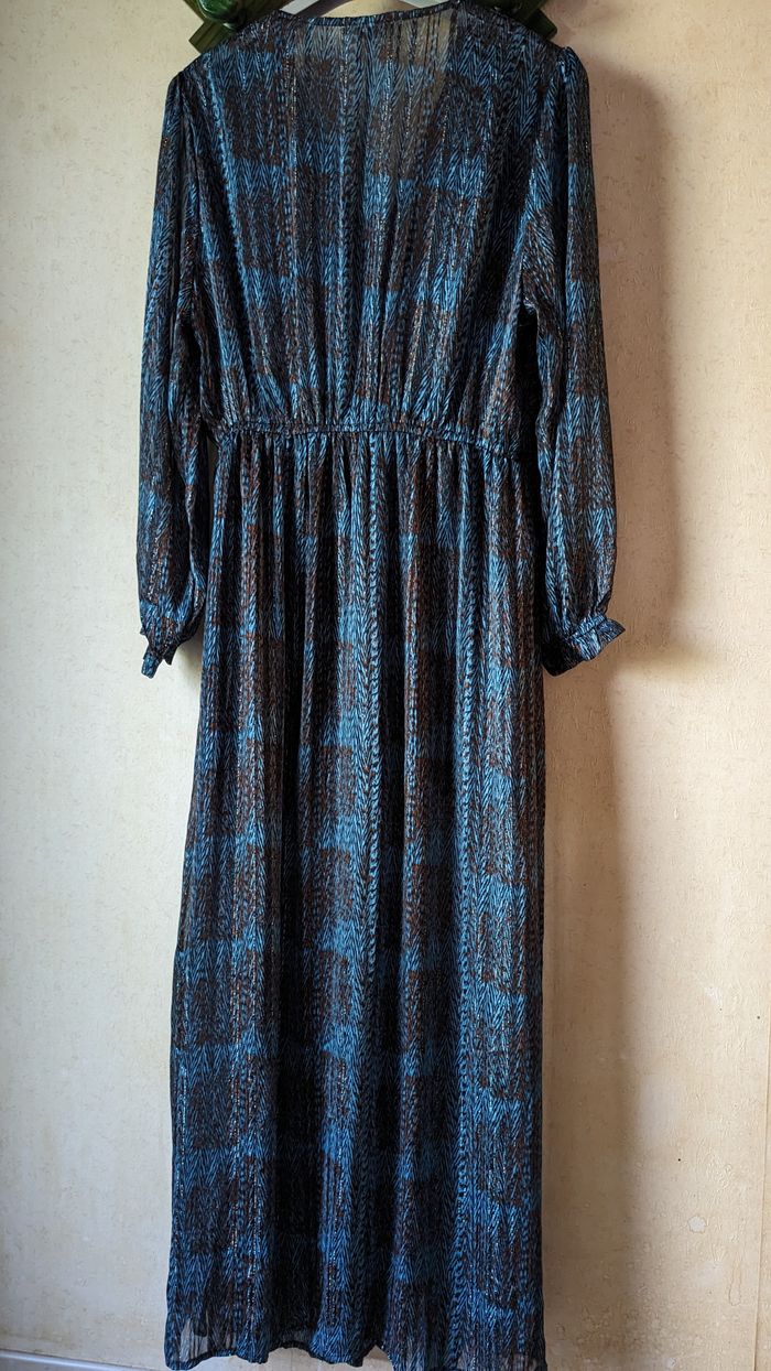 Robe mi-longue, à manches 3/4. - photo numéro 2