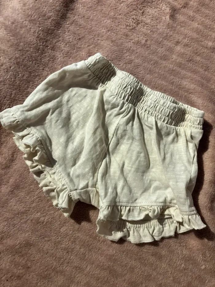 Lot de 2 shorts 9 mois - photo numéro 3