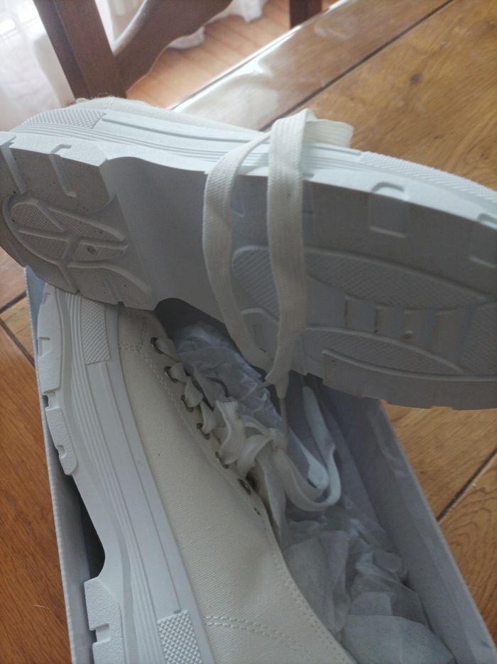 Chaussures femme taille 39 neuve - photo numéro 2