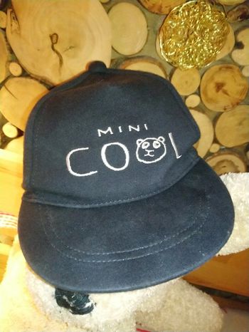 Casquette Vertbaudet mini cool taille 24/36 mois