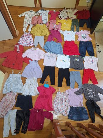 Lot vêtements printemps été bébé fille 6 mois et quelques 9 mois 