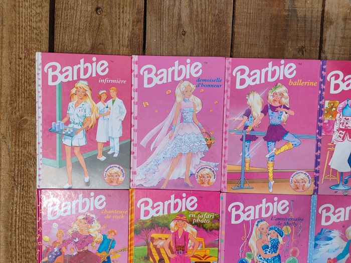 Lot de 9 livres vintages - les aventures de barbie - photo numéro 2