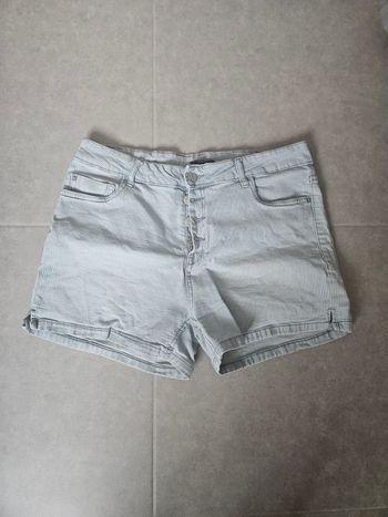 Short femme