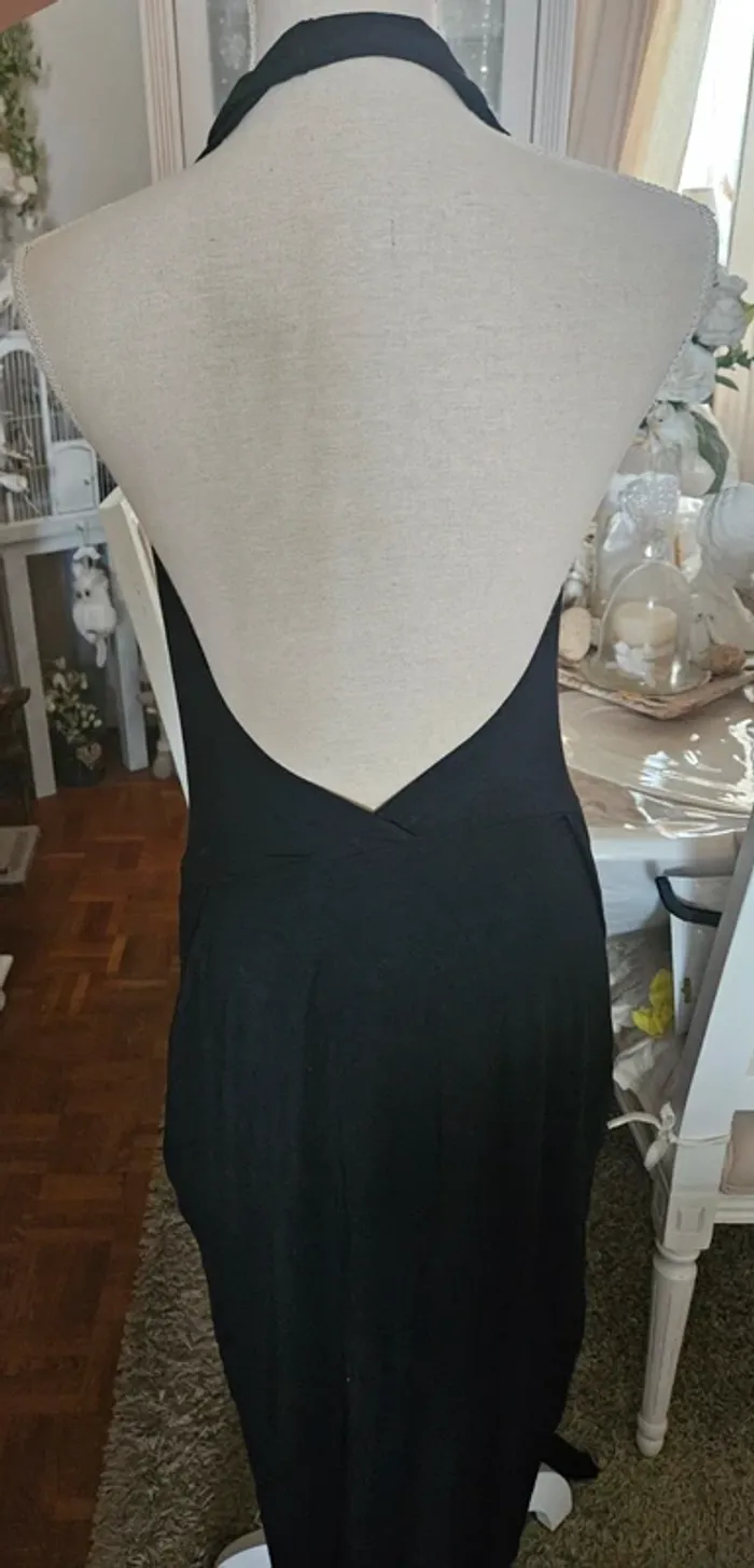 Robe longue noire dos nu Taille 38/40 Neuve - photo numéro 4
