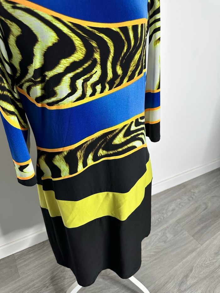 Robe zébrée bariolée jaune et bleue Frank Lyman t46 3XL - photo numéro 8