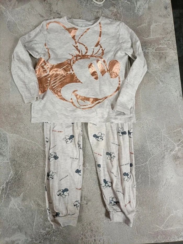 Pyjama Minnie