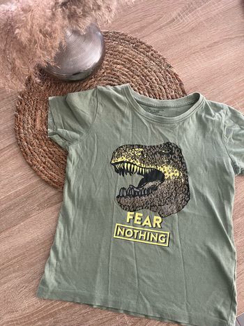 T-shirt dinosaures