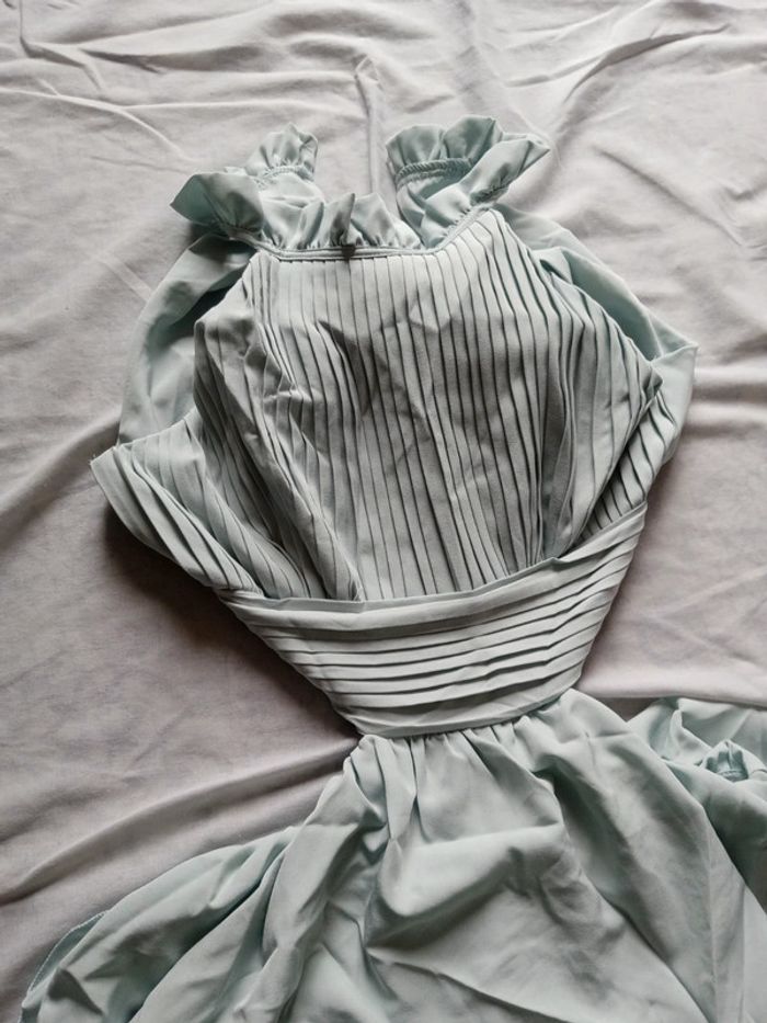 Robe longue à volant cérémonie verte claire dos nu - photo numéro 3