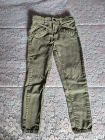 Pantalon T6/7 ans