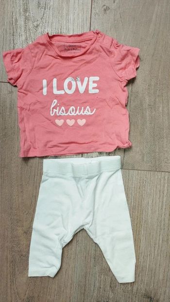 Ensemble t-shirt et legging 3 mois