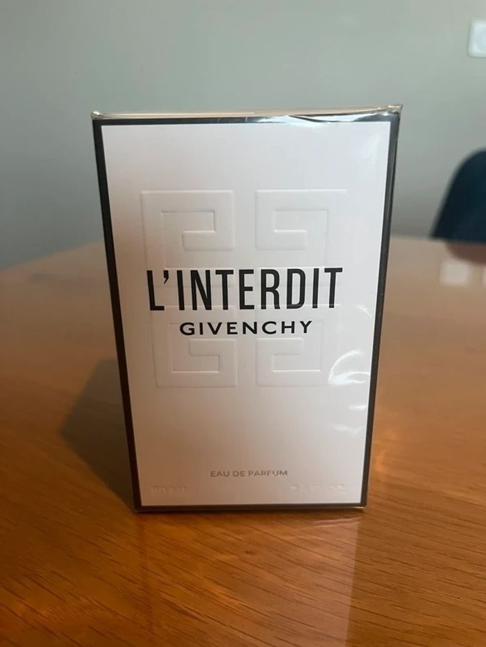 Neuf avec étiquette·Givenchy