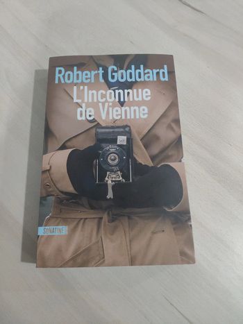 Livre grand format L'inconnue de Vienne Goddard