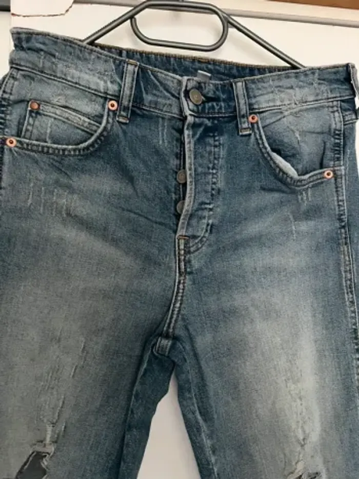 Jean destroy bleu clair H&M Divided - photo numéro 6