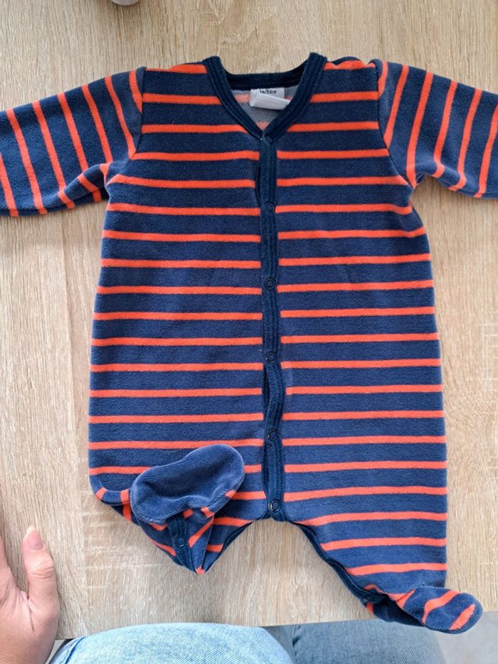 Lot 4 pyjamas 1 mois - photo numéro 2