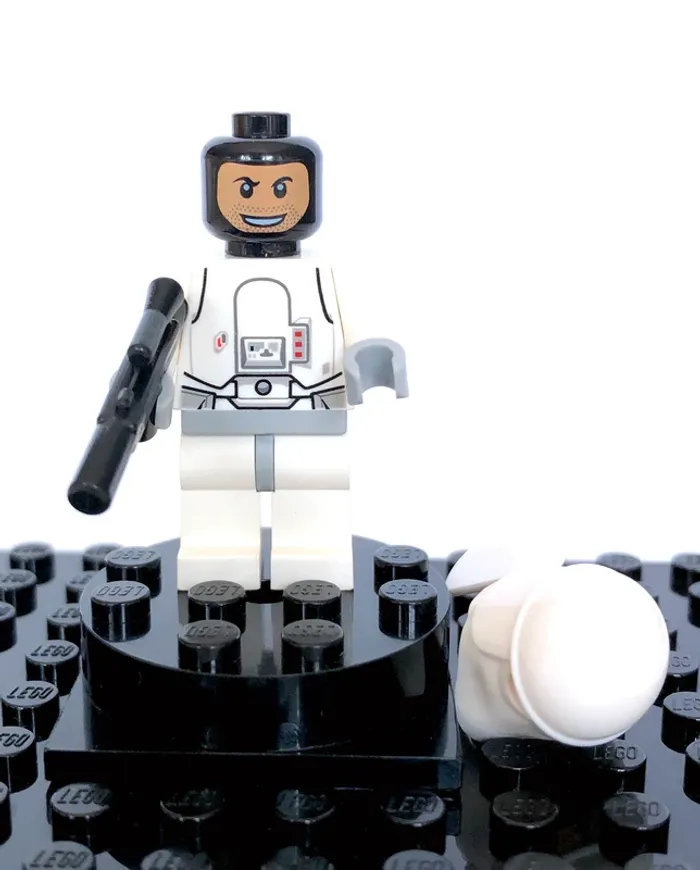 LEGO Star Wars épisode V - Snowtrooper - photo numéro 7