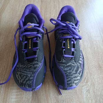 Chaussures de basketball 