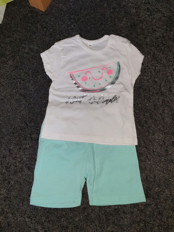 Lot de 2 ensembles d'été T-shirt + short 6 mois - photo numéro 2