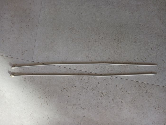 Aiguilles à tricoter n° 3.5 longueur 40 cm grise