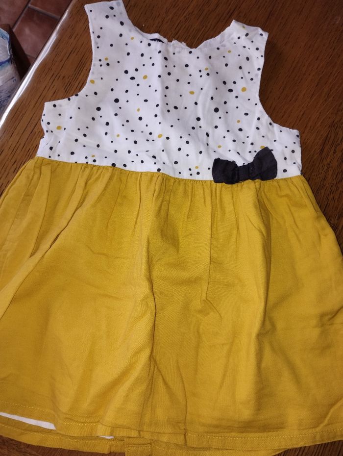 Lot robe - photo numéro 2