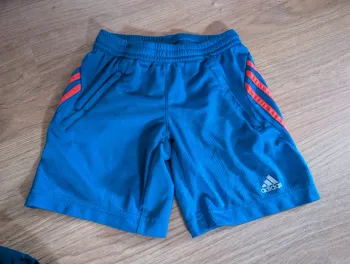 Short adidas 7-8 ans