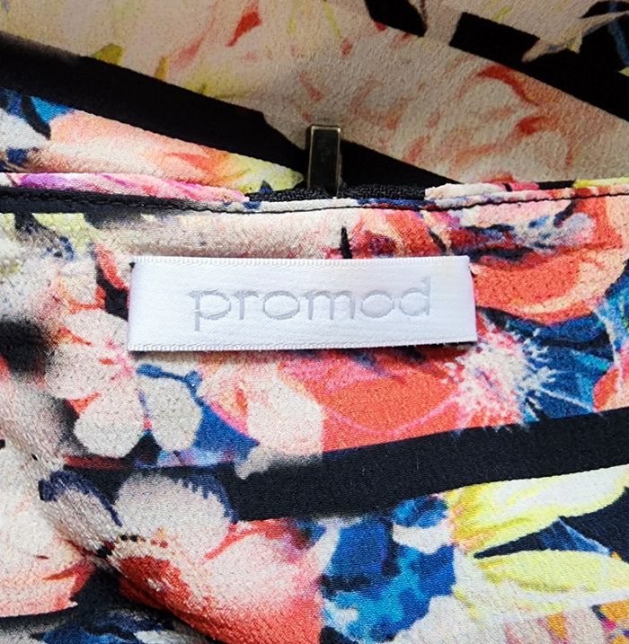 Robe noire à fleurs Promod T.38 - photo numéro 5