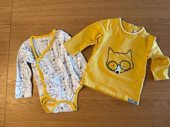 Ensemble body et pull 6 mois