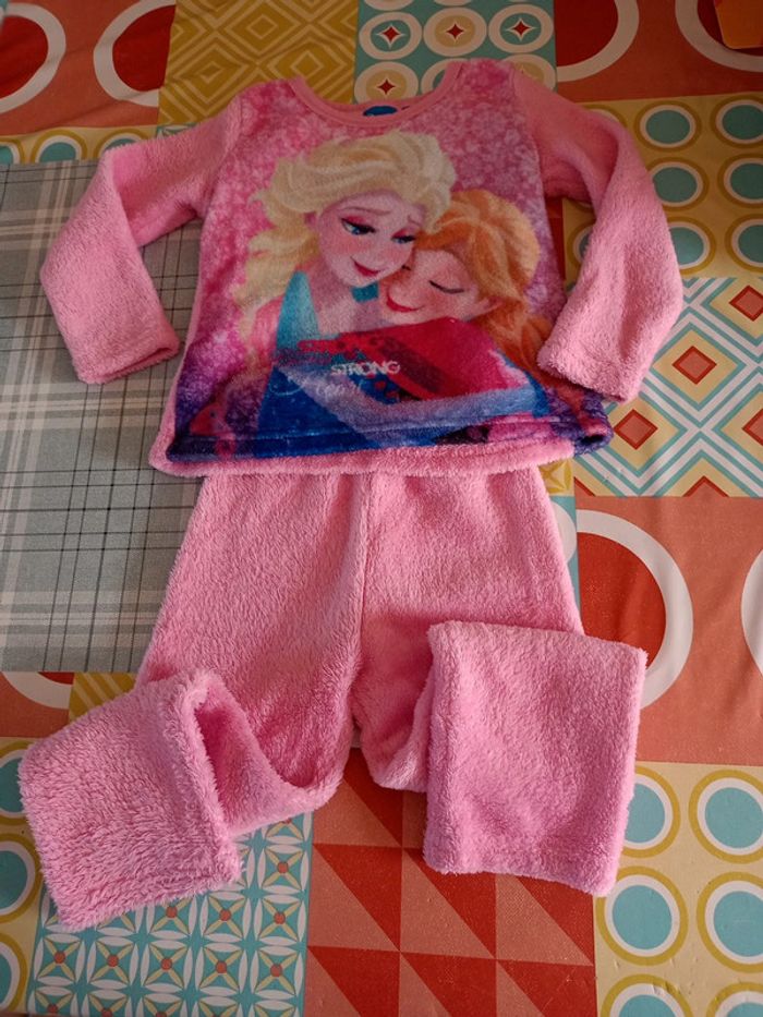 Pyjama 2 pièces rose 3ans