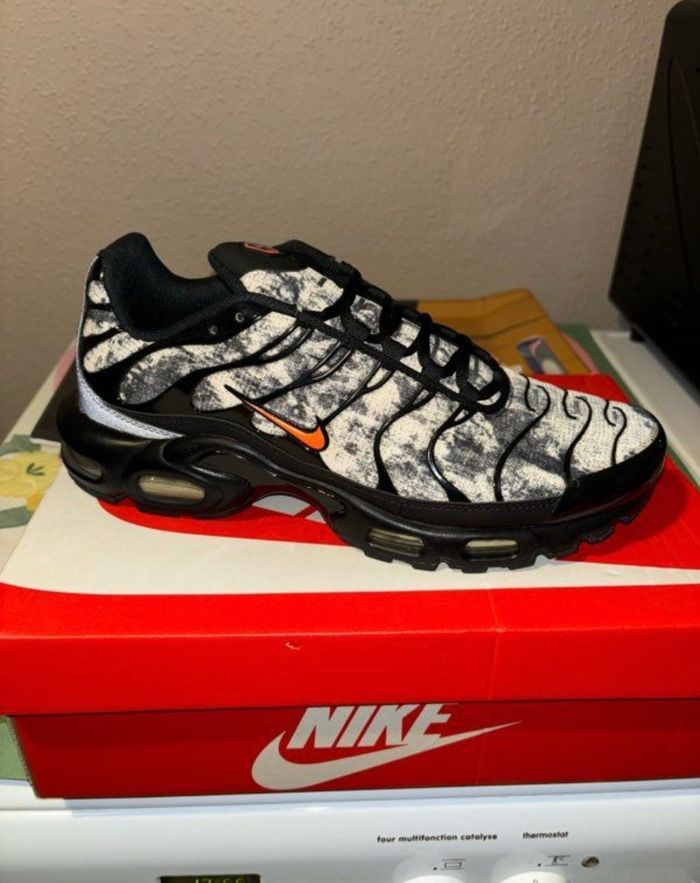 Nike tn militaire noir orange 40 - photo numéro 3